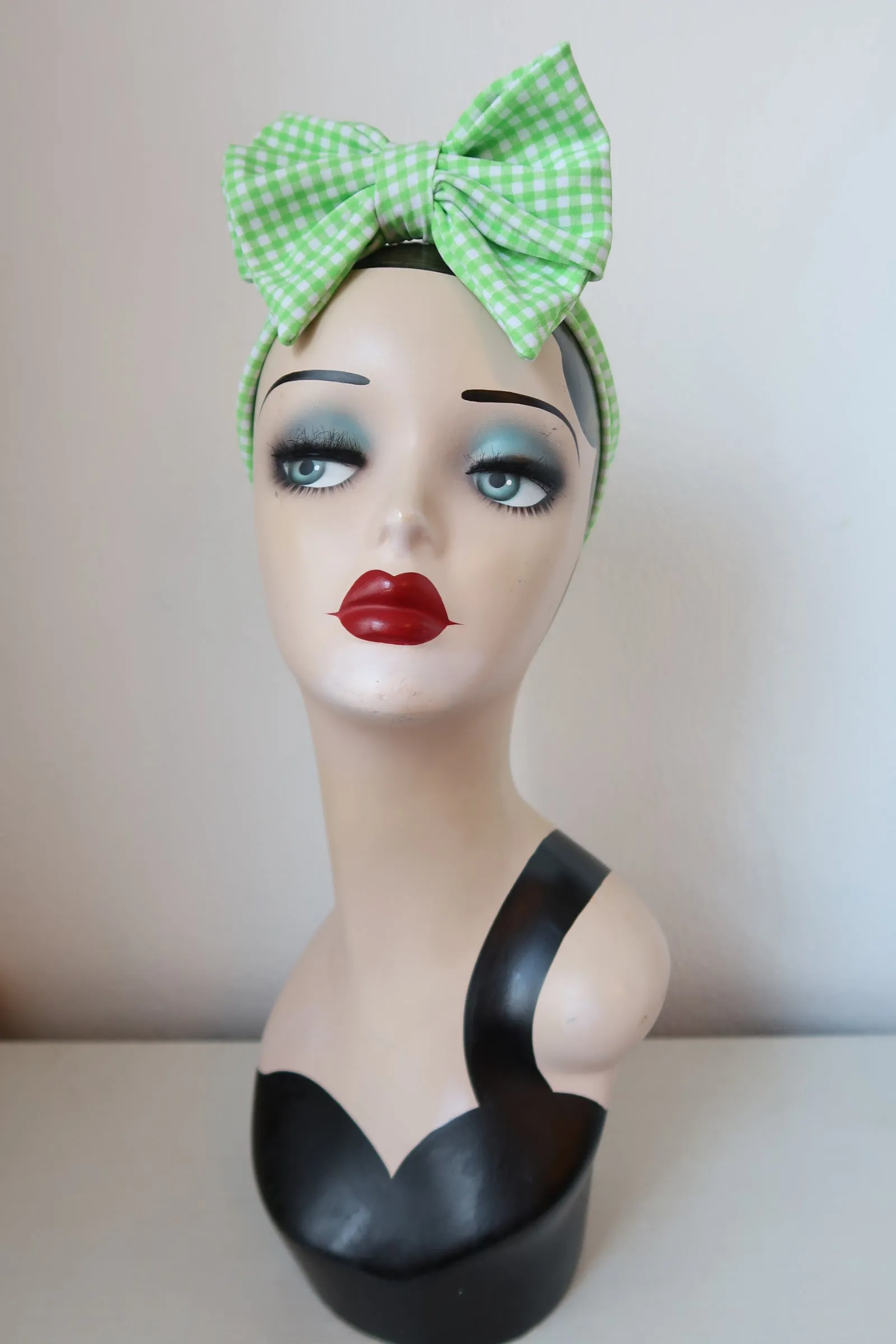 BOW KNOT Vintage Style Pre-tied Headband in Green Gingham