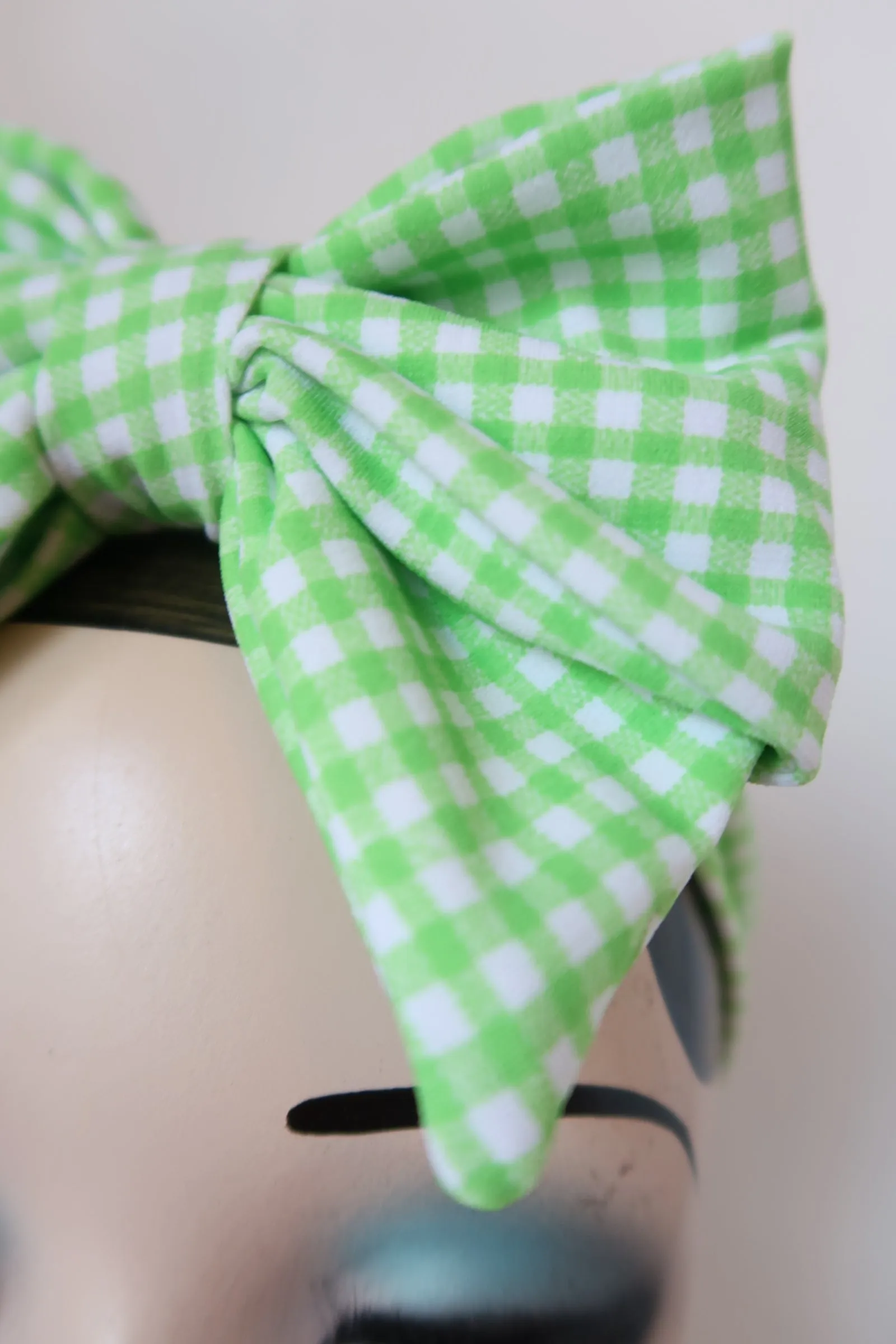 BOW KNOT Vintage Style Pre-tied Headband in Green Gingham