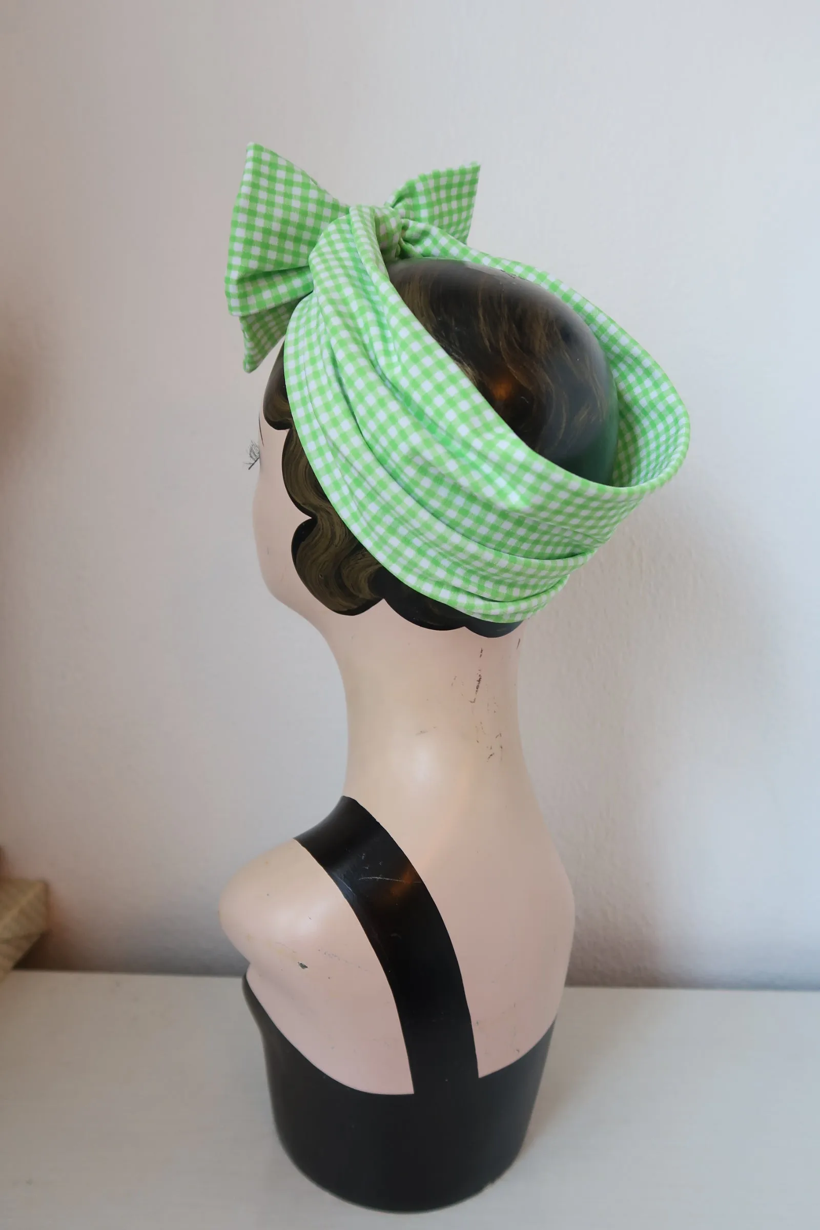 BOW KNOT Vintage Style Pre-tied Headband in Green Gingham