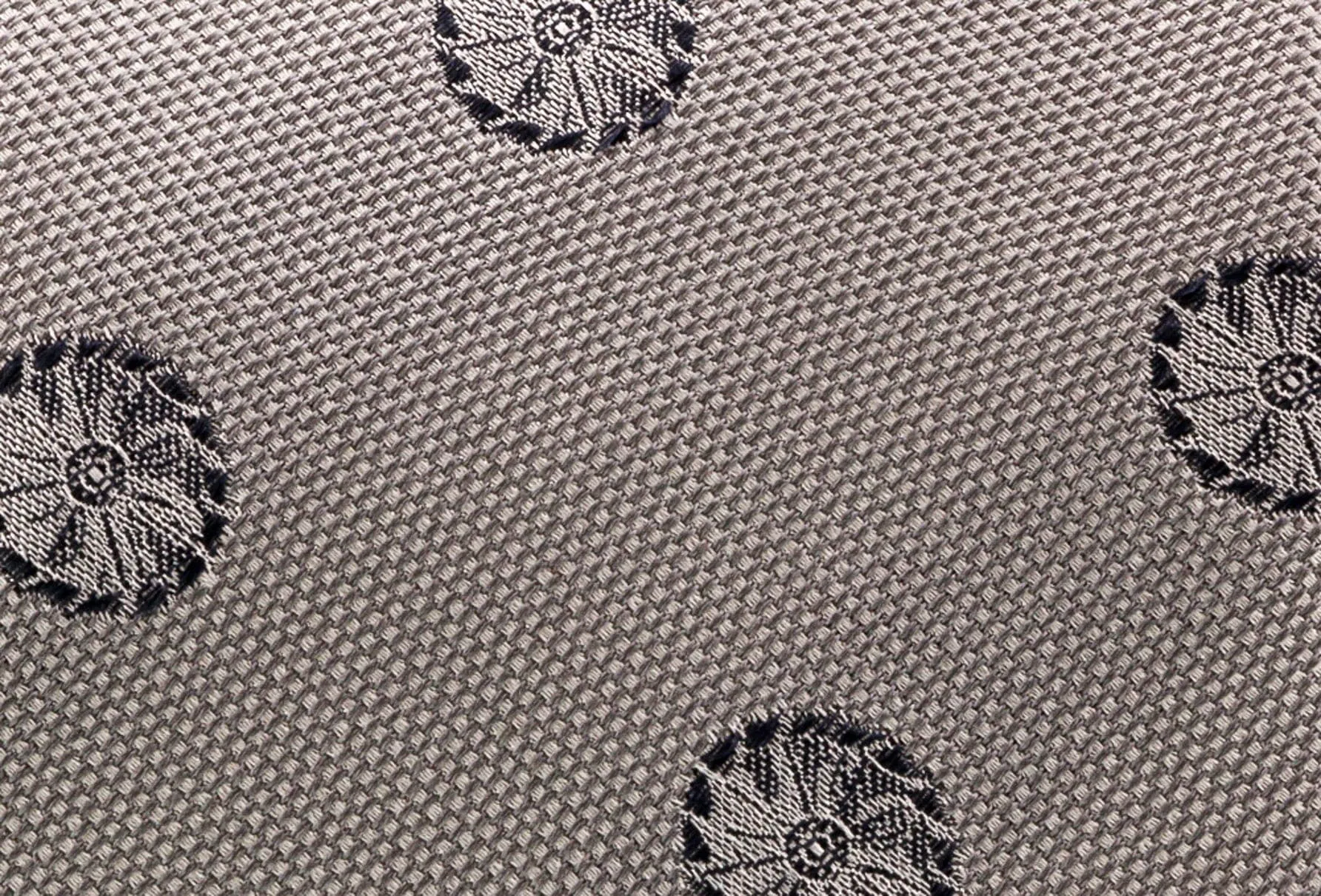 Gianfranco Ferre J079 U06 Grey Silk Mens Tie